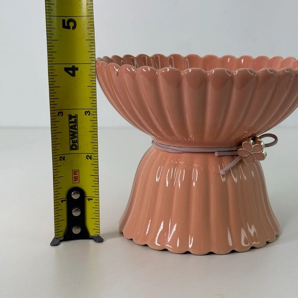 Dexypaws: Elevated Ceramic Bowl For Cats - Peach Tone Flower 8.45oz Capacity